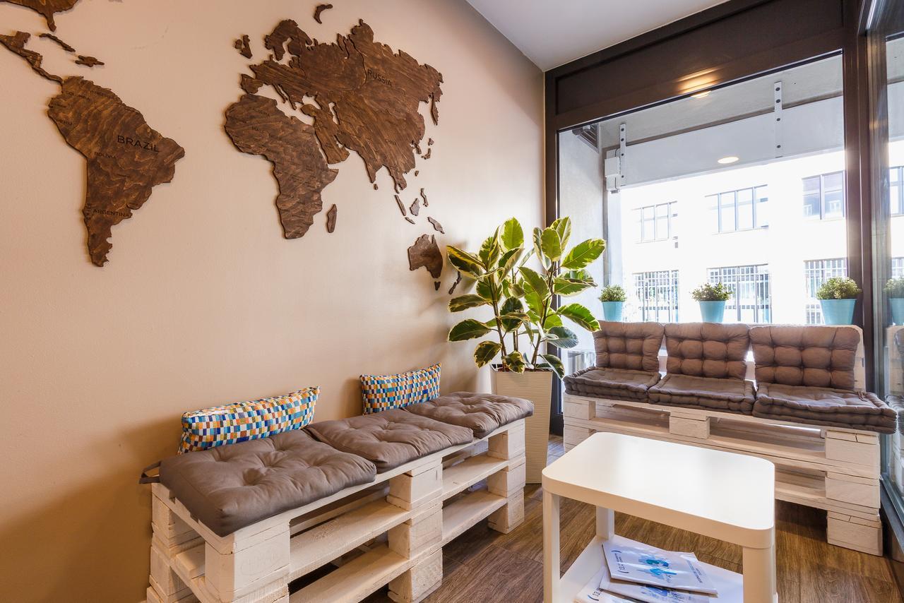 Greenwood Hostel Centrum Варшава Екстер'єр фото
